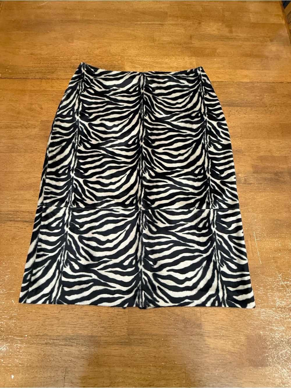 Karen Kane Black and White Zebra Print Faux Fur Pencil Skirt 10